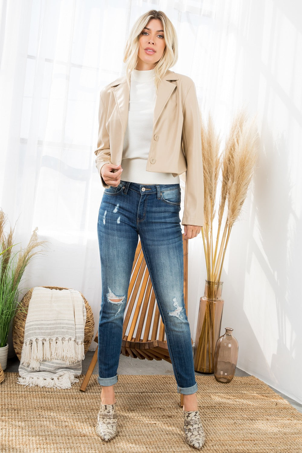 Sahara Cropped Blazer
