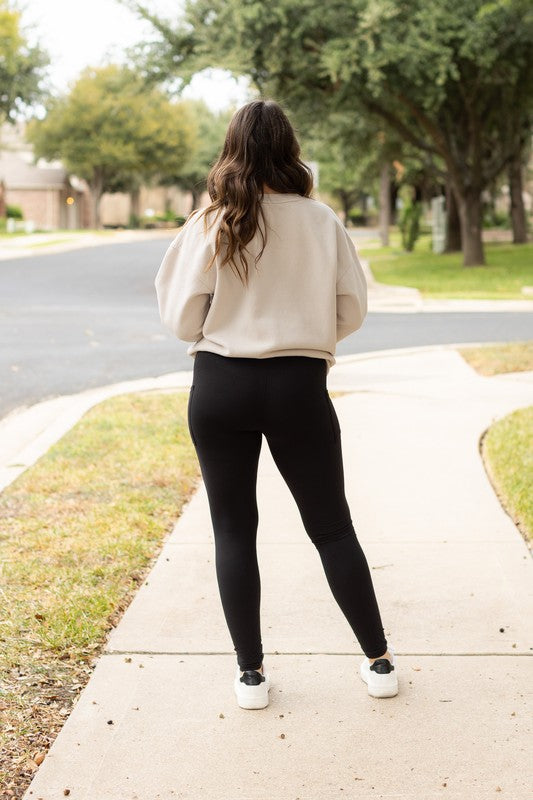 Noir Essential Leggings