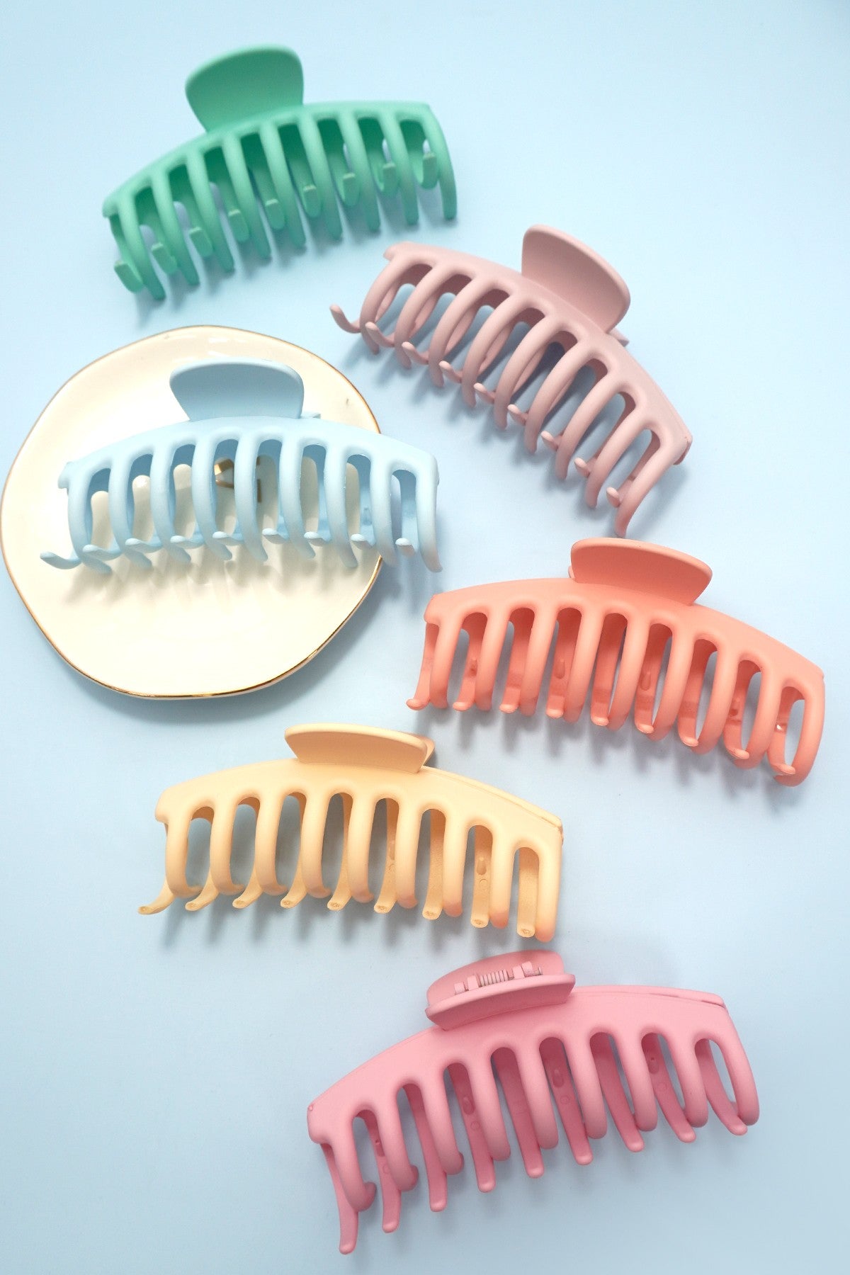 Everyday Glam Clip