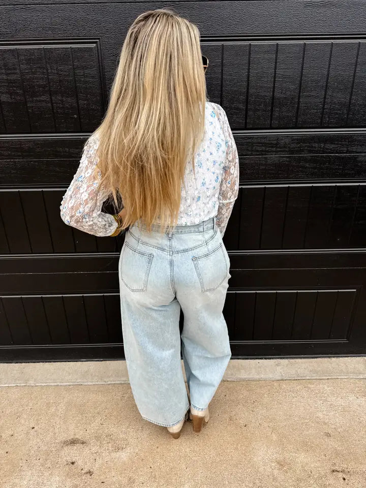 Downtown Darling High Wasted Jeans