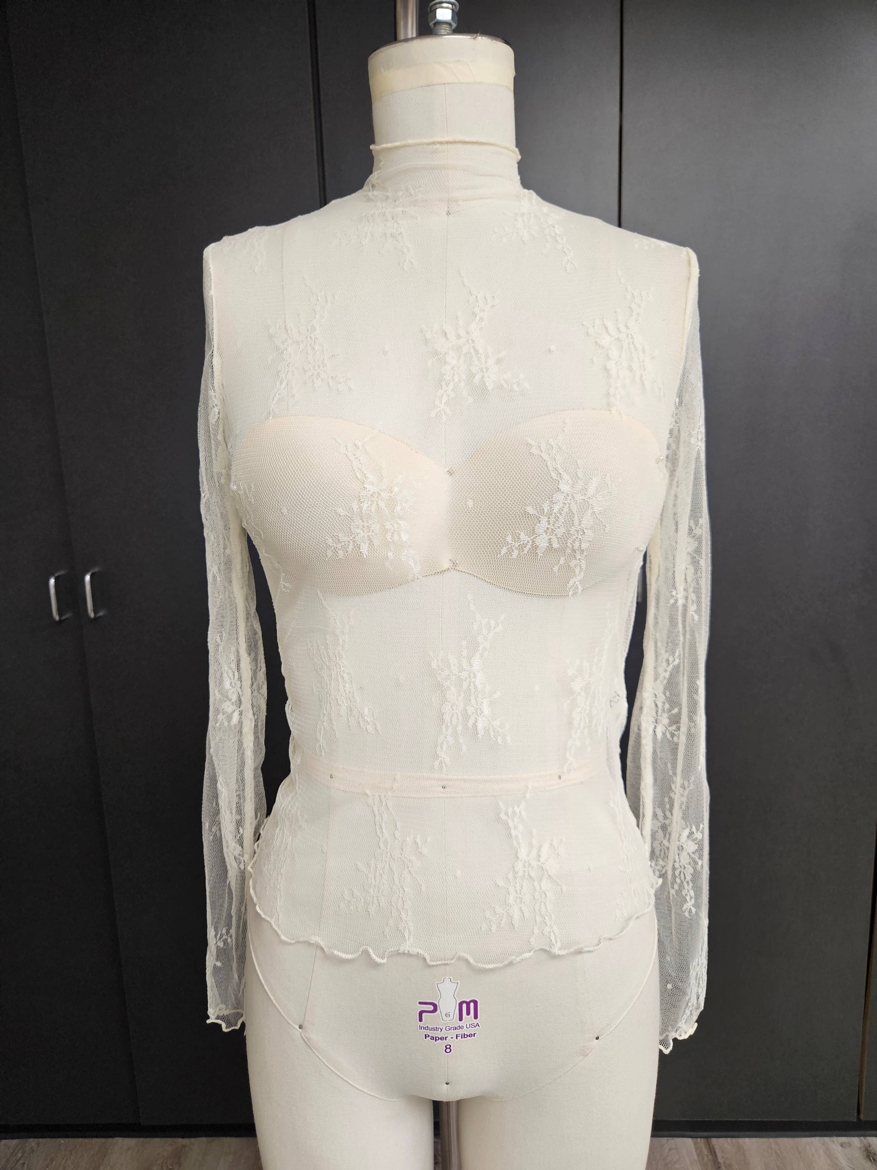 SHEER LACE LONG SLEEVE TOP