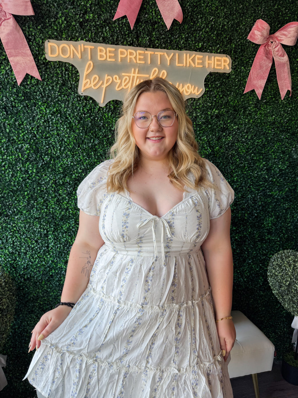Plus Floral Puff Sleeve Dress
