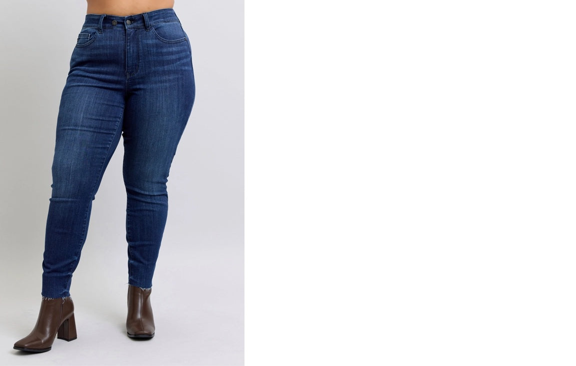 Judy Blue Skinny fit (Mid Rise)