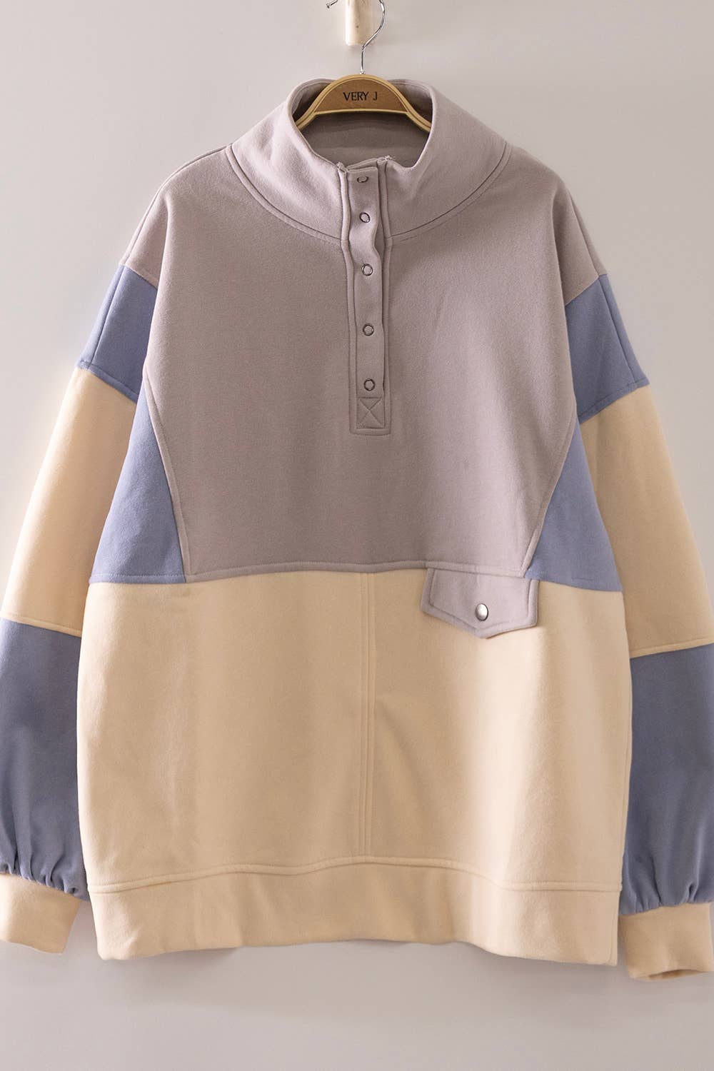 NT12353X-PLUS SIZE Colorblock Half Snap Sweatshirt