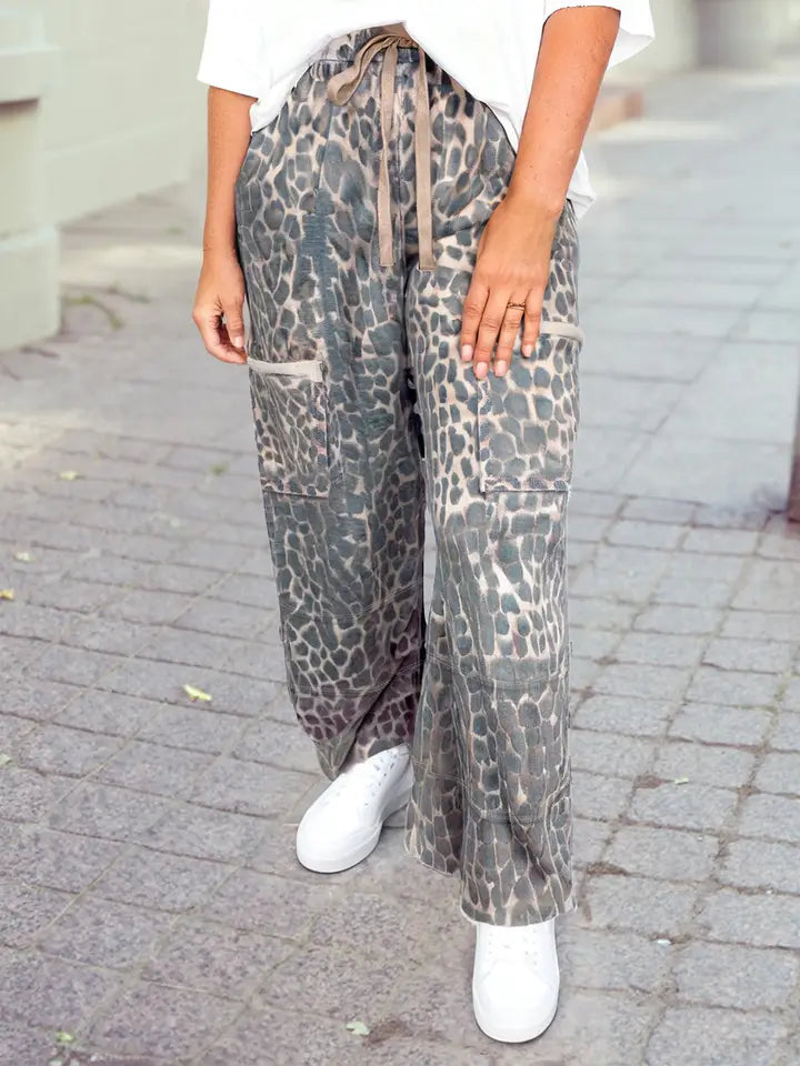 Leopard Chill Lounge Pants