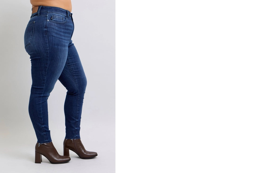 Judy Blue Skinny fit (Mid Rise)